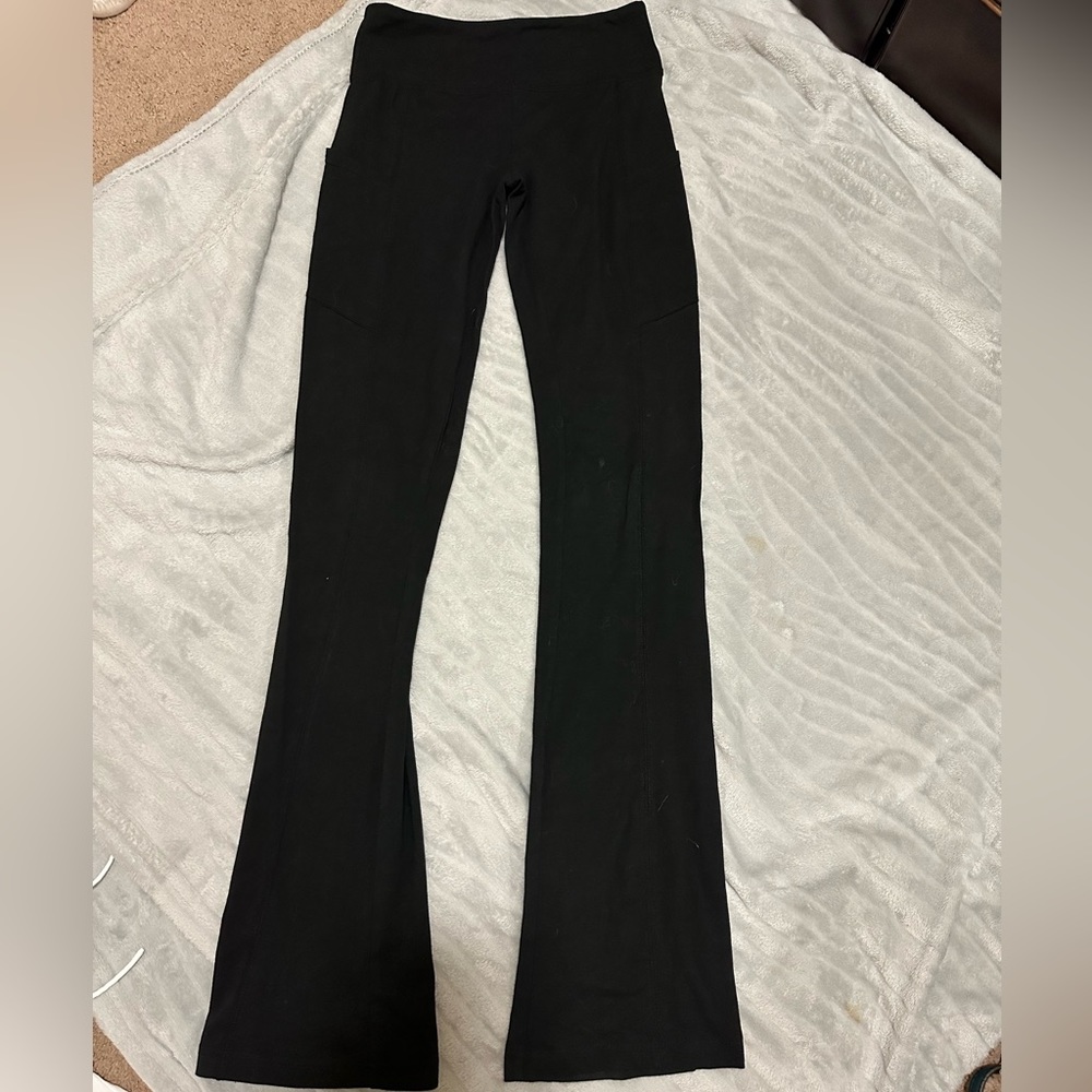 Black flare leggings , good material and good length for anyone 5’-5’5